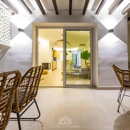 Scandinavian Seaside Retreat: Calahonda Beachfront Sitio de Calahonda